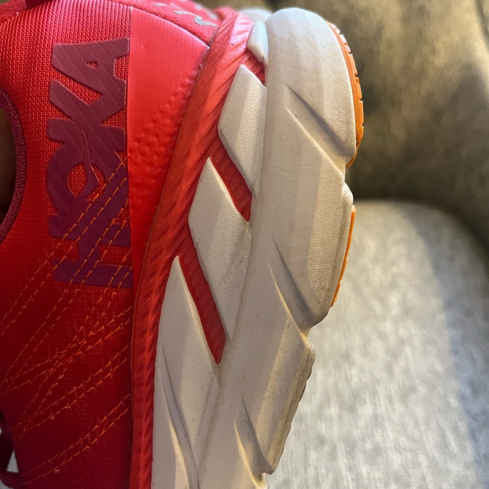 Hoka One Athletic Shoes size 8.5 - Picture 8 of 11